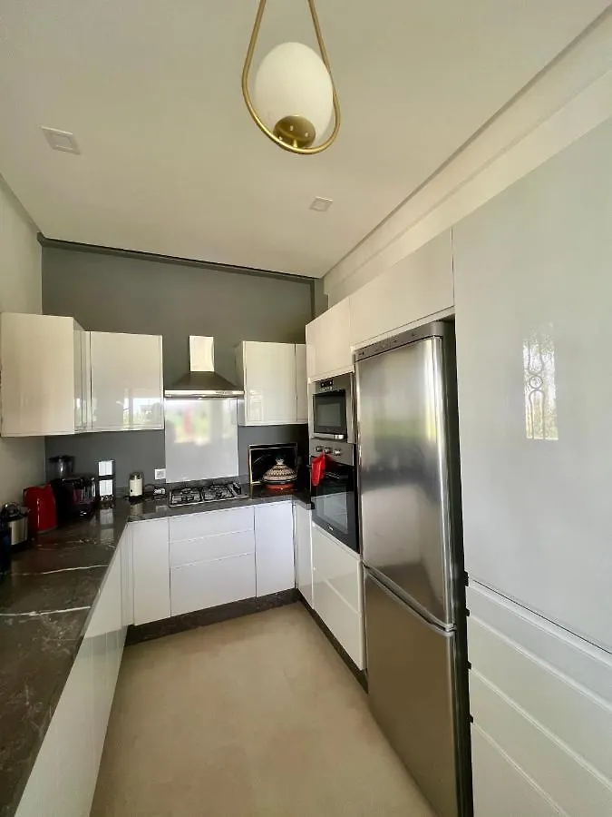 Villa Privee Avec Piscine Pour Familles A Marrakech, Lalla Takerkousst Marraquexe