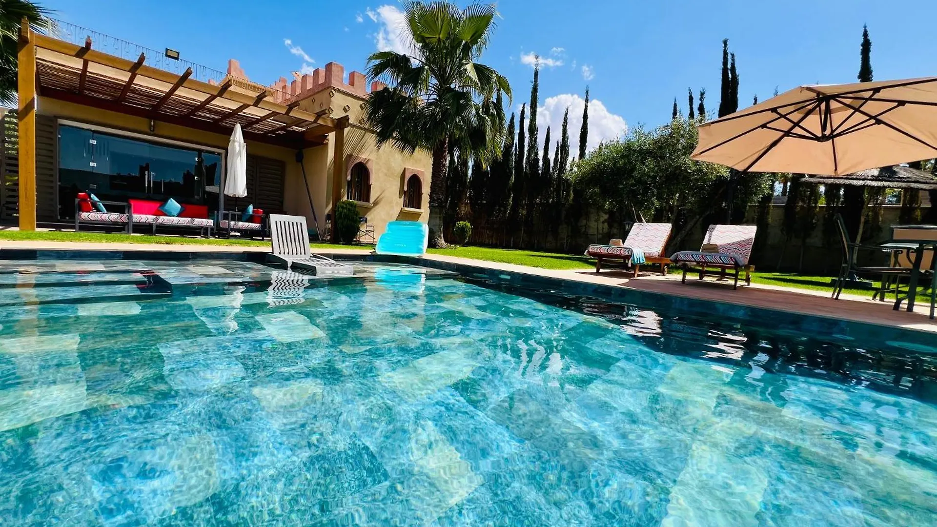 Villa Privee Avec Piscine Pour Familles A Marrakech, Lalla Takerkousst Marraquexe Marrocos