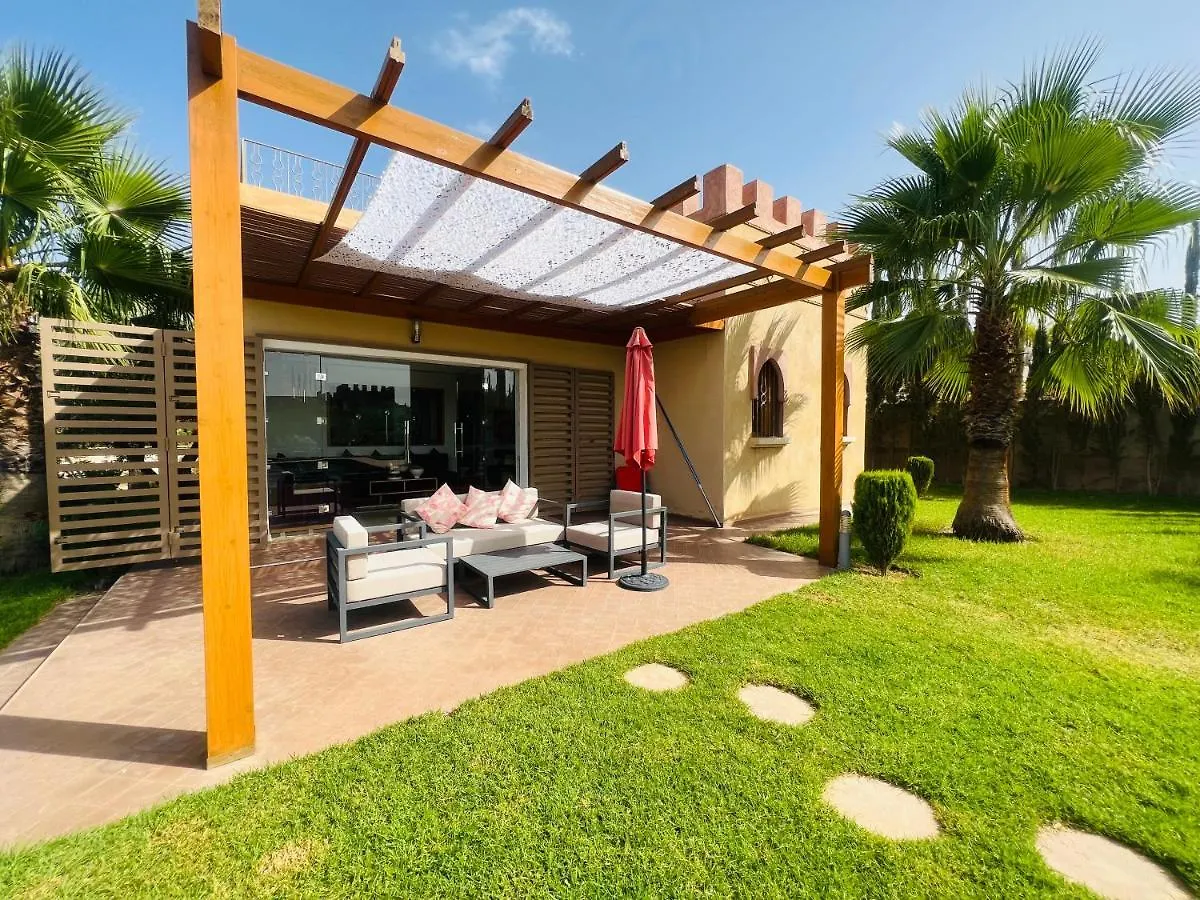 Villa Privee Avec Piscine Pour Familles A Marrakech, Lalla Takerkousst Marraquexe 0*,