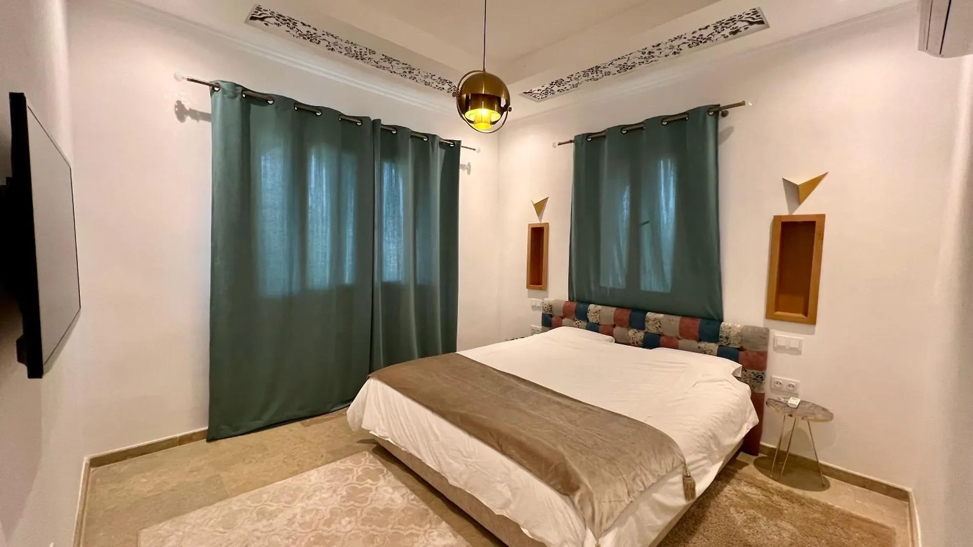 Villa Privee Avec Piscine Pour Familles A Marrakech, Lalla Takerkousst Marraquexe